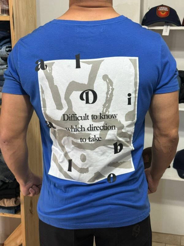 REMERA MAZE - Imagen 2
