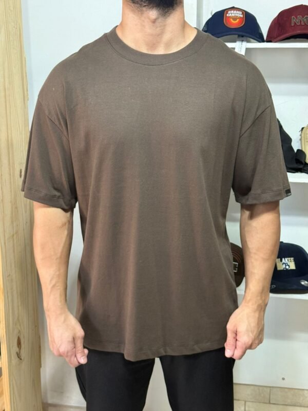 REMERA BROWN